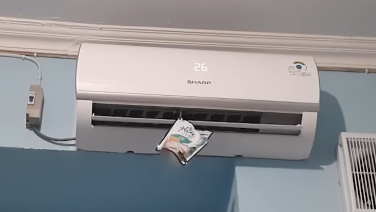 SERVICE AC DAN KULKAS MENCENG PROFESIONAL HUBUNGI 089602834483